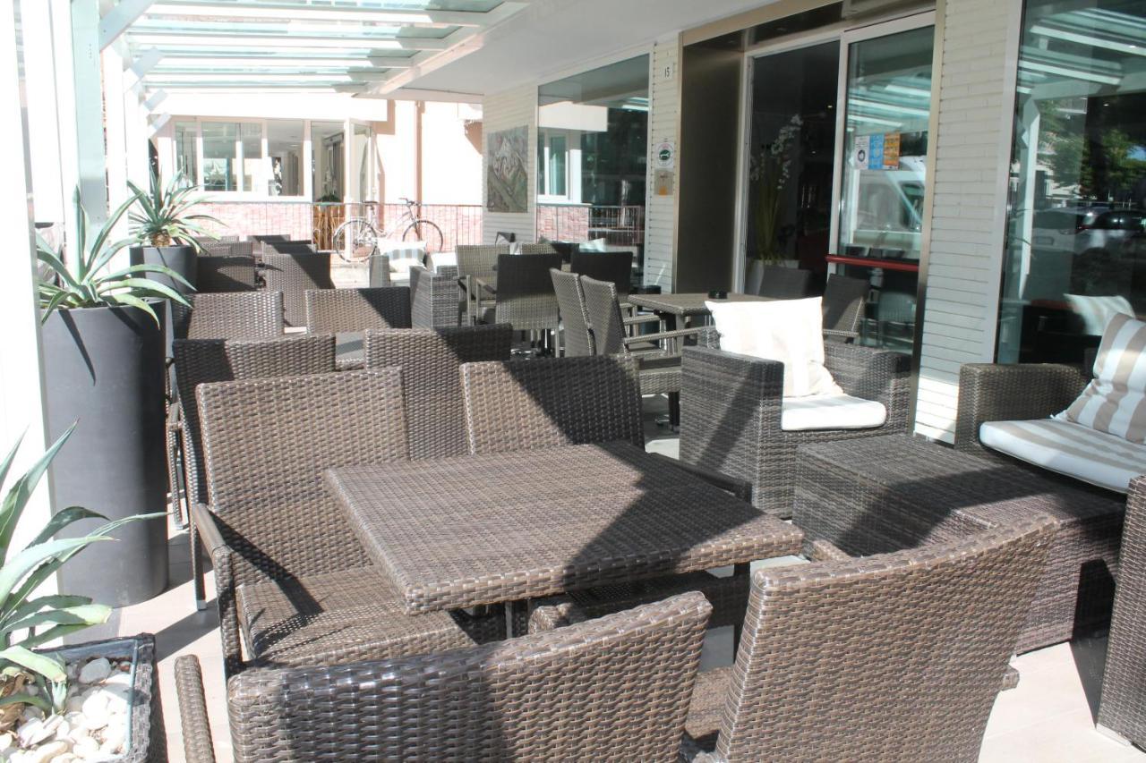Vernel Hotel