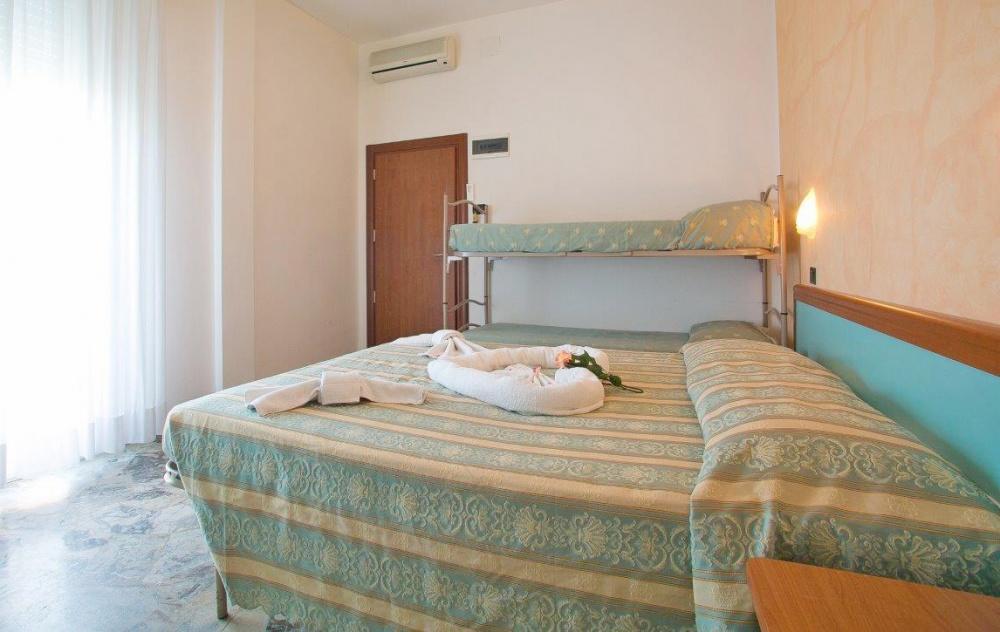 Vernel Hotel